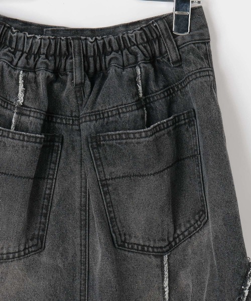PAGEBOY(ページボーイ)の「フリンジラインデニムスカート(デニムスカート・レディース・ブラック/ブルー・FREE)」の11枚目の写真