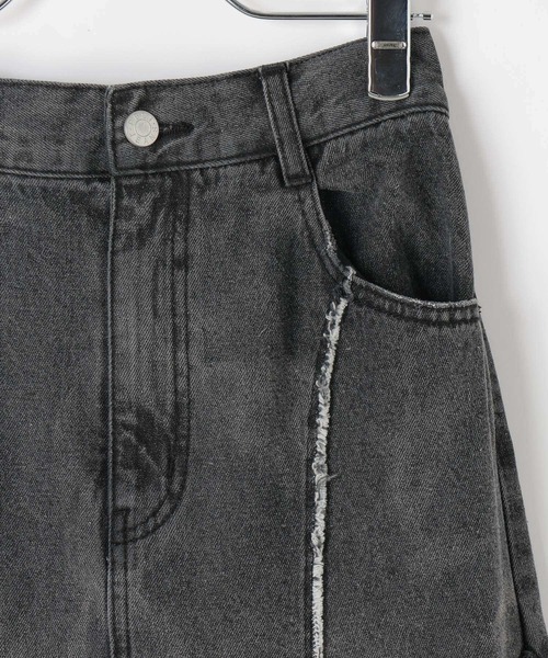 PAGEBOY(ページボーイ)の「フリンジラインデニムスカート(デニムスカート・レディース・ブラック/ブルー・FREE)」の13枚目の写真