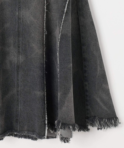 PAGEBOY(ページボーイ)の「フリンジラインデニムスカート(デニムスカート・レディース・ブラック/ブルー・FREE)」の14枚目の写真