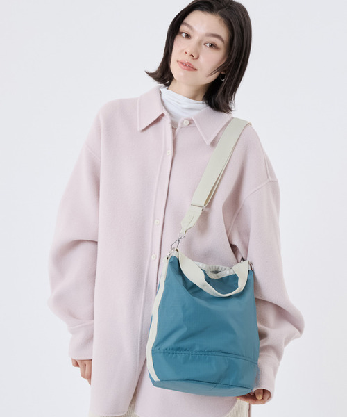 CONVERTIBLE BUCKET BAG ブルーインディゴ/ベージュ（ショルダーバッグ