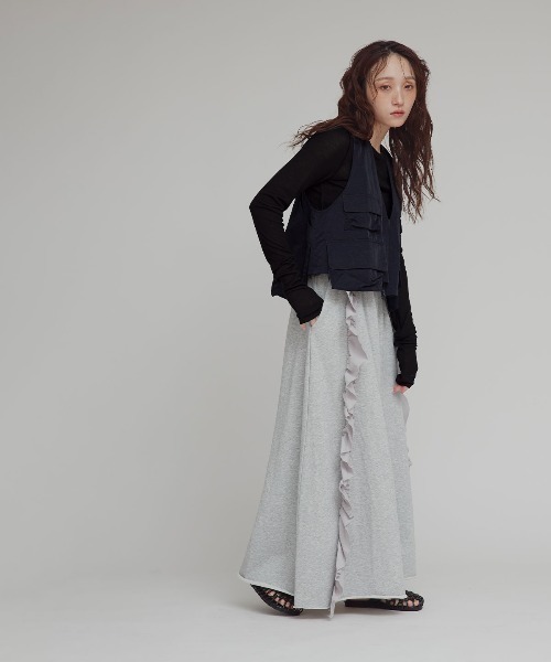 W:Huku（フーク）の「【W:Huku / 撥水 ワッシャーナイロン】フィッシャー ベスト / Washer Nylon Fisher Vest（ベスト・レディース・ブルーグレー/アイボリー/ブラック系その他・FREE）」の11枚目の写真