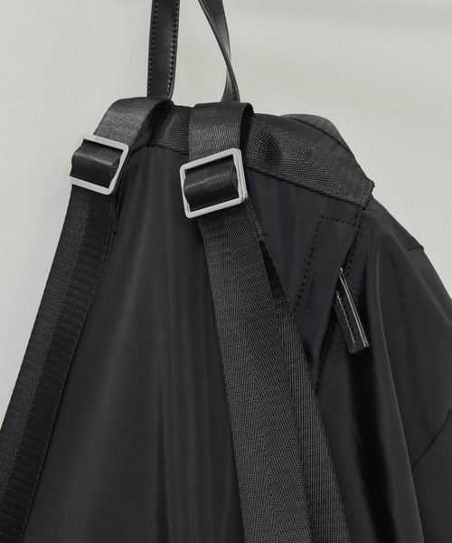 ADAM ET ROPE'（アダムエロペ）の「アウトポケットドロストリュック/撥水（バックパック/リュック・レディース・ブラック・FREE）」の5枚目の写真