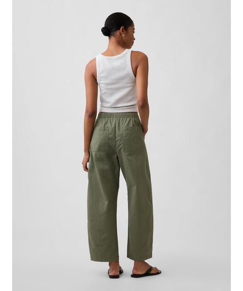 GAP(ギャップ)の「ハイライズ イージーウエスト バレルカーキパンツ(その他パンツ・レディース・ベージュ/オリーブ/ブラック/ピンク・XXS/L/M/S/XS)」の8枚目の写真