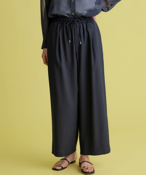 組曲(クミキョク)の「ライトリネンライクイージーワイド パンツ(その他パンツ・レディース・ネイビー系/ベージュ系・1/2/3)」の2枚目の写真