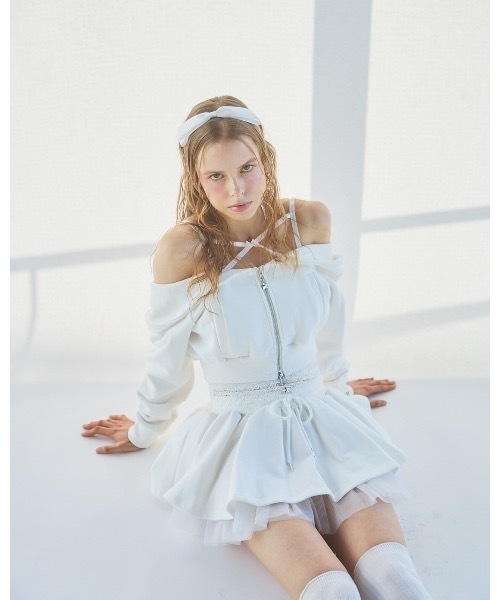 lilLilly(リルリリー)の「レースカップ付きキャミソール(キャミソール・レディース・ホワイト/ブラック・FREE)」の3枚目の写真