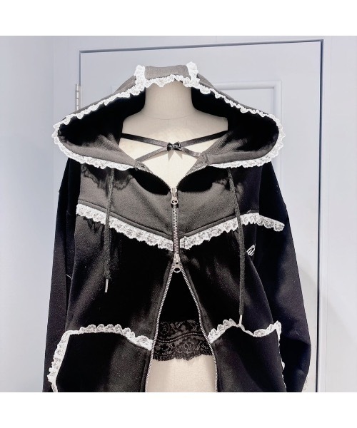 lilLilly(リルリリー)の「レースカップ付きキャミソール(キャミソール・レディース・ホワイト/ブラック・FREE)」の9枚目の写真