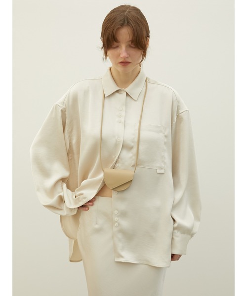 LA PEAU DE GEM（ラポドゥジェム）の「【LA PEAU DE GEM】2way satin wrap shirt/2wayサテンラップシャツ（シャツ/ブラウス・レディース・ブラック/アイボリー/ブラウン・FREE）」の22枚目の写真