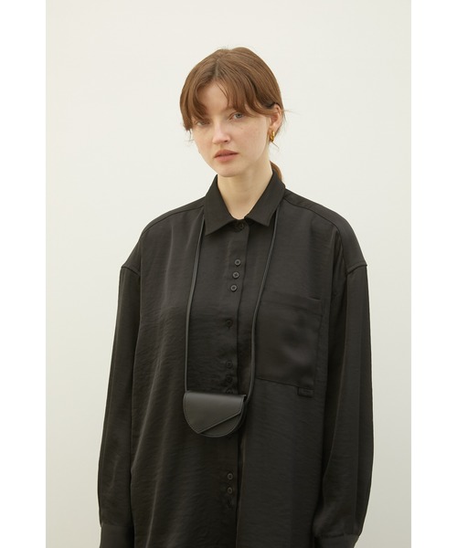 LA PEAU DE GEM（ラポドゥジェム）の「【LA PEAU DE GEM】2way satin wrap shirt/2wayサテンラップシャツ（シャツ/ブラウス・レディース・ブラック/アイボリー/ブラウン・FREE）」の8枚目の写真