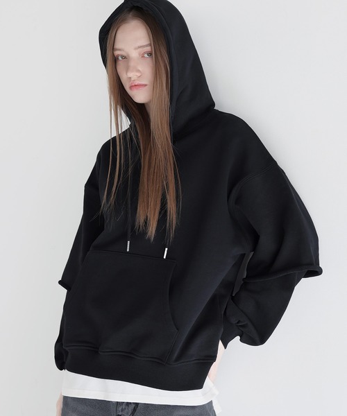 LILL（リル）の「ルーズシルエットヘビーウェイトフェイクレイヤードボリュームスリーブパーカー（パーカー・メンズ・ブラック/ブラック系・M/S/XL/L）」の20枚目の写真