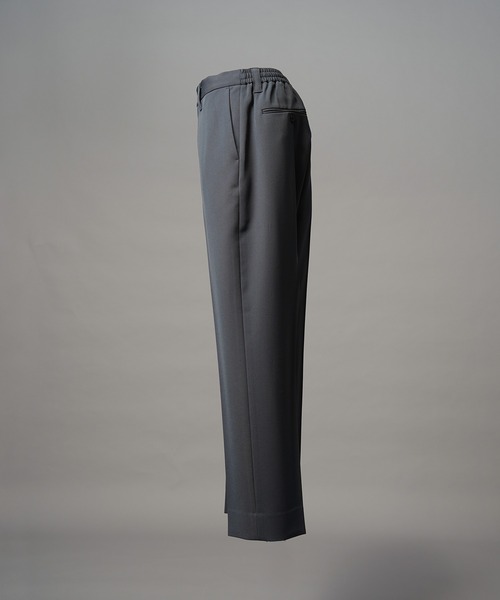 MAISON SPECIAL(メゾンスペシャル)の「《UNISEX》Tricker Twill One-tuck Tapered Slacks/トリッカーツイルワンタックテーパードスラックス【MAISON SPECIAL/メゾンスペシャル】■セットアップ対応■(スラックス・メンズ・グレイッシュベージュ/ブラック/チャコールグレー/ブラウン・2/1/0)」の13枚目の写真