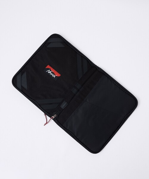 NANGA(ナンガ)の「【NANGA / ナンガ】NA2353-1Z503 / タブレットケース(クラッチバッグ・メンズ・ブラック・フリー)」の3枚目の写真