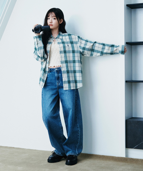 COVERNAT（カバーナット）の「ウィメンズカーブデニムパンツブルー（デニムパンツ・レディース・その他・WS/WM）」の8枚目の写真