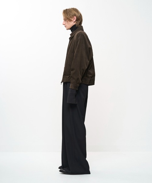 Juha（ユハ）の「CORDUROY RAGLAN BOMBER JACKET（ブルゾン・メンズ・ブラウン/ブラック・4/3）」の8枚目の写真