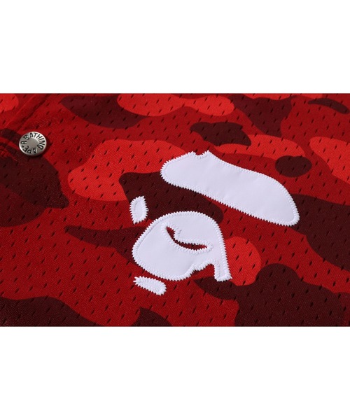 A BATHING APE(アベイシングエイプ)の「COLOR CAMO WARM UP SS SHIRT(シャツ/ブラウス・メンズ・レッド/グリーン/パープル・MEDIUM/X-LARGE/LARGE/SMALL/XX-LARGE)」の9枚目の写真