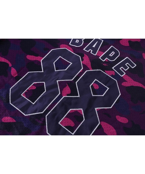 A BATHING APE(アベイシングエイプ)の「COLOR CAMO WARM UP SS SHIRT(シャツ/ブラウス・メンズ・レッド/グリーン/パープル・MEDIUM/X-LARGE/LARGE/SMALL/XX-LARGE)」の14枚目の写真
