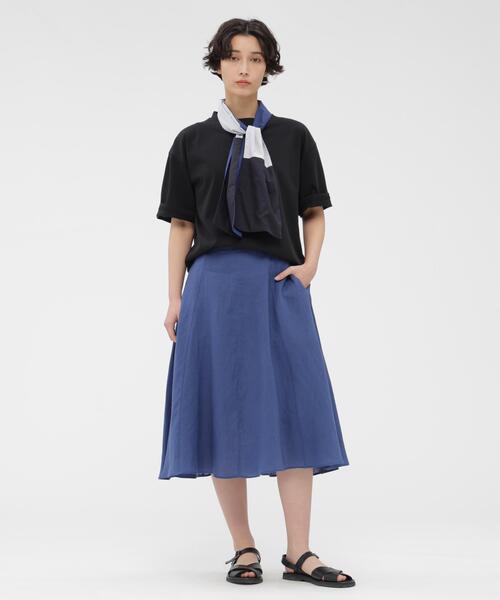 MARGARET HOWELL(マーガレットハウエル)の「SHIRTING SCARF(ストール/ショール・レディース・ブルー・FREE)」の3枚目の写真