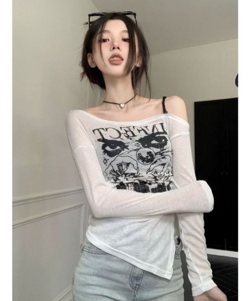 Ritzy(リッツィー)の「片肩オフショルダートップス(Tシャツ/カットソー・レディース・ブラック・M)」の2枚目の写真