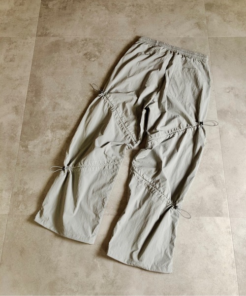 MMMM(エムエムエムエム)の「MMMM/ ナイロンワッシャーシャーリングパンツ(その他パンツ・メンズ・グレー/ブラック・MEDIUM/LARGE/X-LARGE)」の12枚目の写真