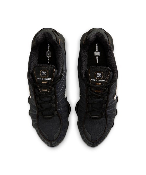 NIKE(ナイキ)の「NIKE Shox TL(ナイキ ショックス TL)(スニーカー・メンズ・ブラック系・29cm/28.5cm/28cm/27.5cm/27cm/26.5cm/26cm/25.5cm/25cm/24.5cm/24cm)」の6枚目の写真