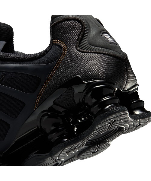 NIKE(ナイキ)の「NIKE Shox TL(ナイキ ショックス TL)(スニーカー・メンズ・ブラック系・29cm/28.5cm/28cm/27.5cm/27cm/26.5cm/26cm/25.5cm/25cm/24.5cm/24cm)」の9枚目の写真