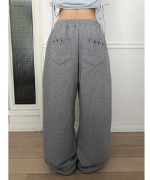 anyonemore（エニワンモア）の「フロント切替バックアイレットポケットトレーニングスウェットパンツ（スウェットパンツ）」