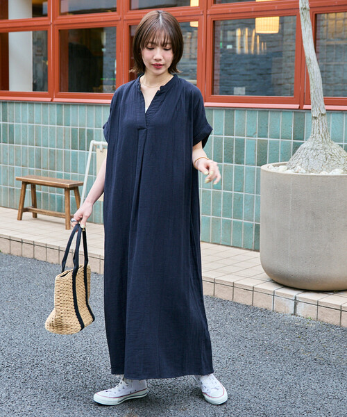 FREAK'S STORE（フリークスストア）の「限定展開　インド ダブルガーゼ スキッパー フレンチスリーブ ワンピース（ワンピース・レディース・グリーン/ナチュラル/ブラック/オリーブ/オレンジ・SMALL/MEDIUM）」の6枚目の写真