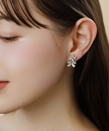 【LA MUE】シルバー925ポスト バタフライ ビジュー ピアス