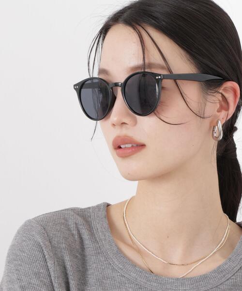 NANO universe(ナノユニバース)の「ボストン型サングラス(サングラス・レディース・クリア/ライトブラウン/ブラック・F)」の2枚目の写真