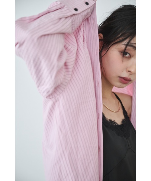Anclear oui(アンクリアウィ)の「バブーシュカ付きシャツブラウス(シャツ/ブラウス・レディース・ブルー/Yellow/PINK・F)」の4枚目の写真