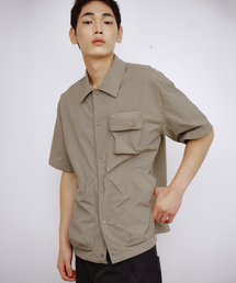 NYLON SILKY OUT POCKET SHORT-SLEEVED SHIRT - LIGHT KHAKI