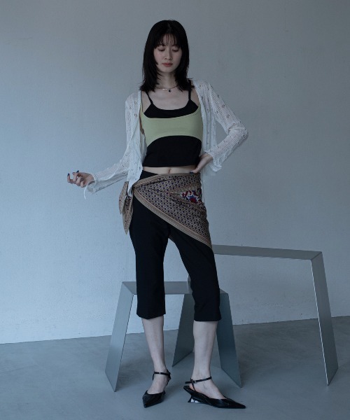 VACANCY(ヴァカンシー)の「透かし編みハート柄シアーカーディガン(カーディガン/ボレロ・レディース・レッド/ホワイト/ブラック・FREE)」の16枚目の写真