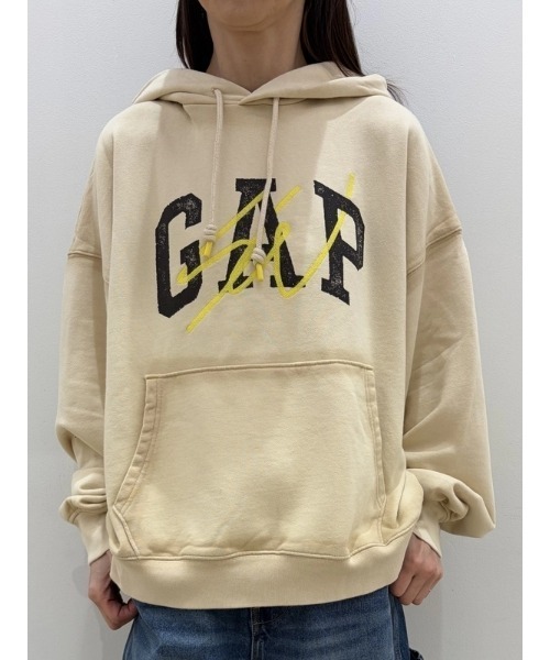 GAP(ギャップ)の「Gap × Sean Wotherspoon ヘビーウェイト フレンチテリー オーバーサイズ クロップド GAPロゴパーカー(パーカー・メンズ・アイボリー・L/M/XL/XS/S)」の6枚目の写真