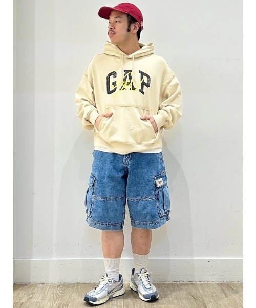 GAP(ギャップ)の「Gap × Sean Wotherspoon ヘビーウェイト フレンチテリー オーバーサイズ クロップド GAPロゴパーカー(パーカー・メンズ・アイボリー・L/M/XL/XS/S)」の5枚目の写真