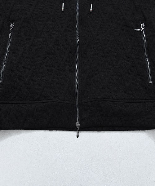 VIOLA(ヴィオラ)の「『VIOLA rumore/ヴィオラ ルモーレ』カットJQフルZIP長袖パーカー(パーカー・メンズ・ブラック/オフホワイト・M/L/XL)」の12枚目の写真