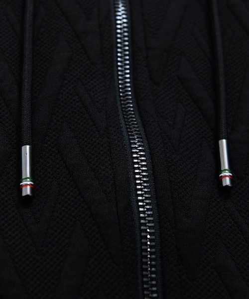 VIOLA(ヴィオラ)の「『VIOLA rumore/ヴィオラ ルモーレ』カットJQフルZIP長袖パーカー(パーカー・メンズ・ブラック/オフホワイト・M/L/XL)」の18枚目の写真