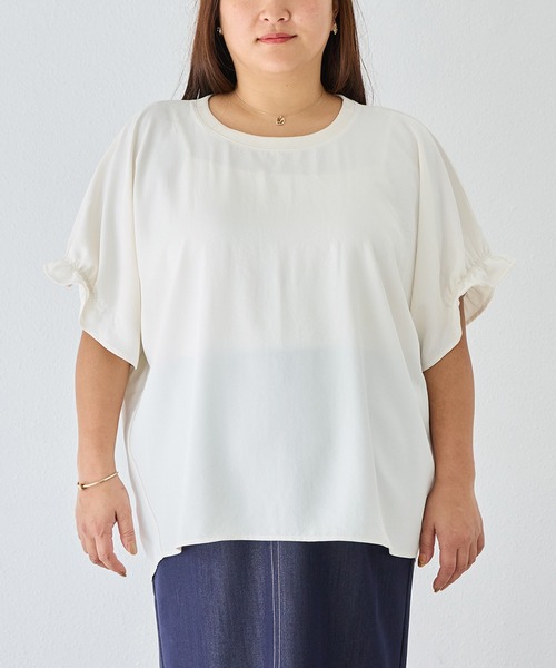 LAVEANGE(ラビアンジェ)の「ストレッチジョーゼットTブラウス|Tシャツより上品、ブラウスより気楽/オフィスカジュアル/半袖/きれいめブラウス/きれいめTシャツ(シャツ/ブラウス・レディース・オフホワイト/ブラック・5L/4L/3L/LL/M)」の8枚目の写真