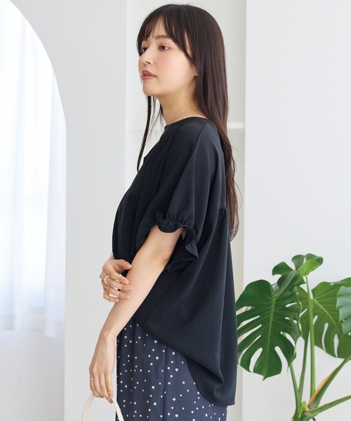 LAVEANGE(ラビアンジェ)の「ストレッチジョーゼットTブラウス|Tシャツより上品、ブラウスより気楽/オフィスカジュアル/半袖/きれいめブラウス/きれいめTシャツ(シャツ/ブラウス・レディース・オフホワイト/ブラック・5L/4L/3L/LL/M)」の18枚目の写真