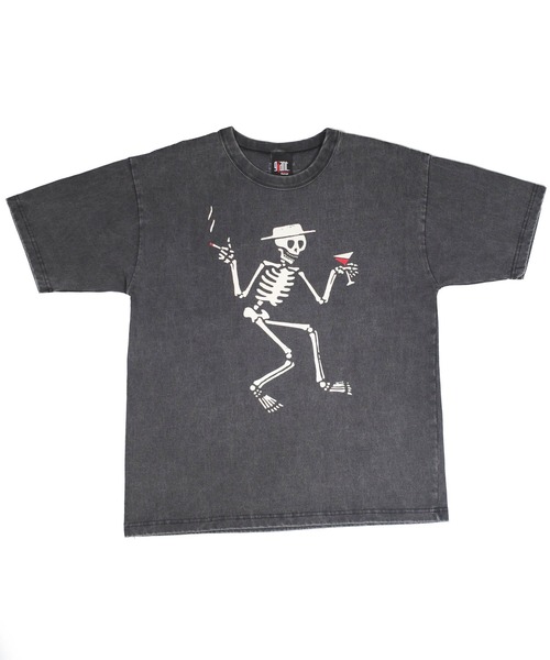 giant Vintage(ジャイアントヴィンテージ)の「【GIANT01】【Giant Vintage/ジャイアント ヴィンテージ】SOCIAL DISTORTION SKELLY SONG TITLE FRONT SCREEN PRINT OVERSIZED BOX SILHOUETTE T-SHIRTS(Tシャツ/カットソー・メンズ・ブラック系その他・LARGE/SMALL/MEDIUM/X-LARGE)」の3枚目の写真