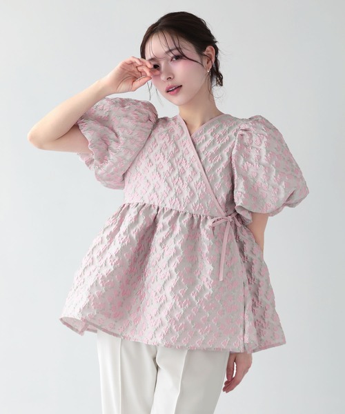 Fit more（フィットモア）の「カシュクールバルーンスリーブトップス（その他トップス・レディース・ブルー/ピンク/ホワイト・FREE）」の7枚目の写真