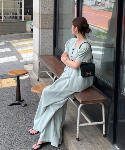 FAVORITO(ファヴォリート)の「半袖トップスワイドパンツセットアップ(セットアップ・レディース・ベージュ/グリーン/ブラック/アイボリー・F)」の11枚目の写真