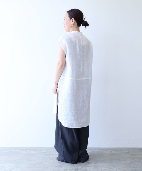 yuni(ユニ )の「60/1Linen french sleeve long blouse(シャツ/ブラウス・レディース・ホワイト/ブラック・FREE)」の11枚目の写真