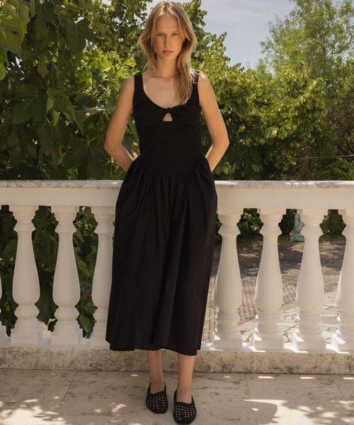 URBAN RESEARCH(アーバンリサーチ)の「ESTHE RIB POPLIN DRESS(ワンピース・レディース・ブラック・SMALL)」の1枚目の写真