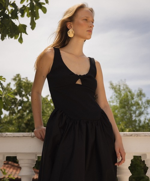 URBAN RESEARCH(アーバンリサーチ)の「ESTHE RIB POPLIN DRESS(ワンピース・レディース・ブラック・SMALL)」の11枚目の写真