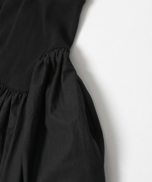 URBAN RESEARCH(アーバンリサーチ)の「ESTHE RIB POPLIN DRESS(ワンピース・レディース・ブラック・SMALL)」の6枚目の写真