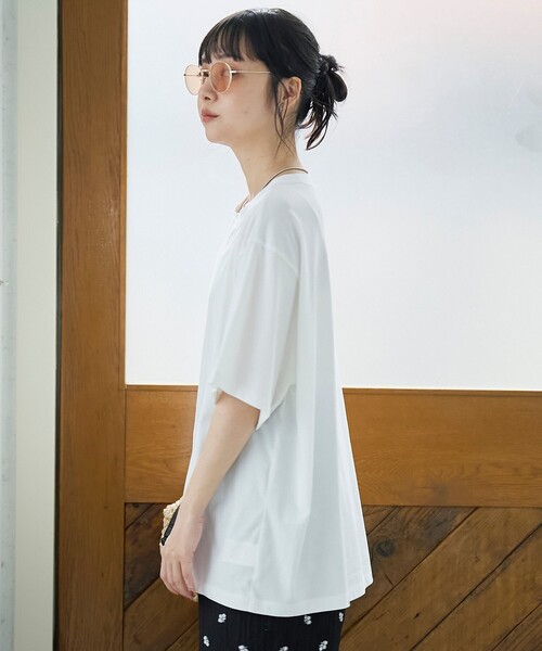 coen(コーエン)の「【Cool Hug Cotton / クールハグコットン】 ゆるTシャツ(接触冷感)(Tシャツ/カットソー・レディース・モカ/ブラック/オフホワイト/ターコイズブルー・M/L)」の22枚目の写真
