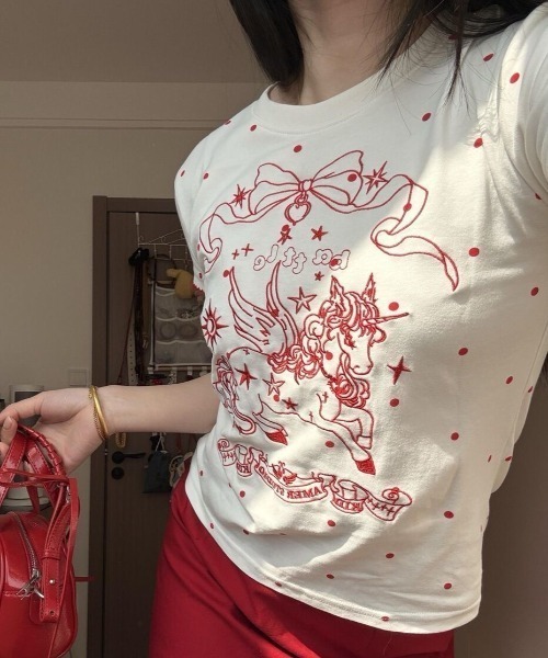 Sibra(シブラ)の「選べるグラフィックプリント半袖Tシャツ / ドット・スター・ユニコーンデザイン(Tシャツ/カットソー・レディース・ホワイト/レッド/ブルー・M)」の8枚目の写真