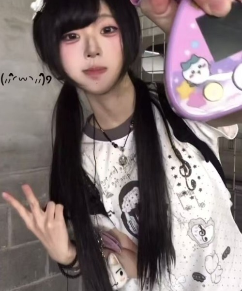 Sibra(シブラ)の「選べるグラフィックプリント半袖Tシャツ / ドット・スター・ユニコーンデザイン(Tシャツ/カットソー・レディース・ホワイト/レッド/ブルー・M)」の21枚目の写真