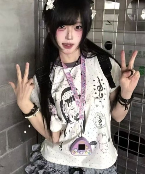 Sibra(シブラ)の「選べるグラフィックプリント半袖Tシャツ / ドット・スター・ユニコーンデザイン(Tシャツ/カットソー・レディース・ホワイト/レッド/ブルー・M)」の22枚目の写真