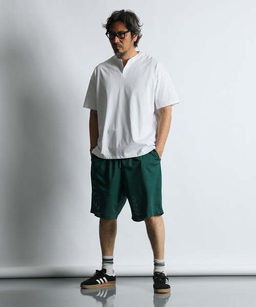 The DUFFER of ST.GEORGE(ザダファーオブセントジョージ)の「〔BLACK LABEL〕"A-PACK" OVERSIZED HENLEY TEE:オーバーサイズ ヘンリーネックTシャツ / 度詰め天竺 / スポーティーミックス / リラックスフィット(Tシャツ/カットソー・メンズ・ブラック/オリーブ/ホワイト・X-LARGE/LARGE/MEDIUM)」の22枚目の写真