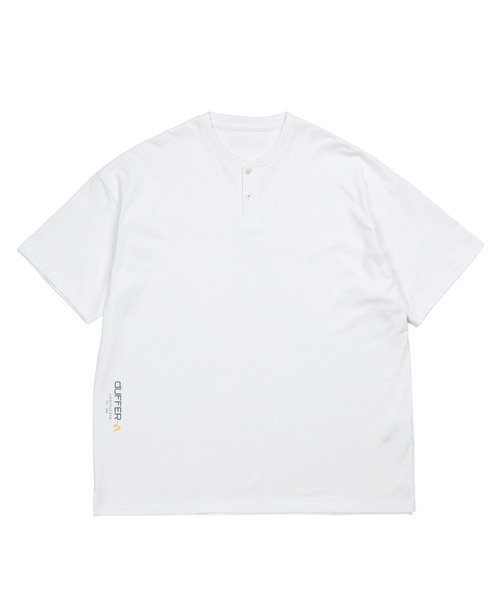 The DUFFER of ST.GEORGE(ザダファーオブセントジョージ)の「〔BLACK LABEL〕"A-PACK" OVERSIZED HENLEY TEE:オーバーサイズ ヘンリーネックTシャツ / 度詰め天竺 / スポーティーミックス / リラックスフィット(Tシャツ/カットソー・メンズ・ブラック/オリーブ/ホワイト・X-LARGE/LARGE/MEDIUM)」の20枚目の写真